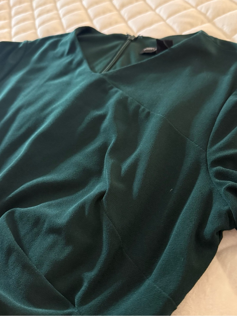 Maggy London Emerald Green Scuba Crepe Side Drape Faux Wrap Dress Size 4